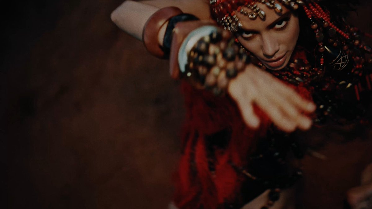 QG da Anitta tweet media