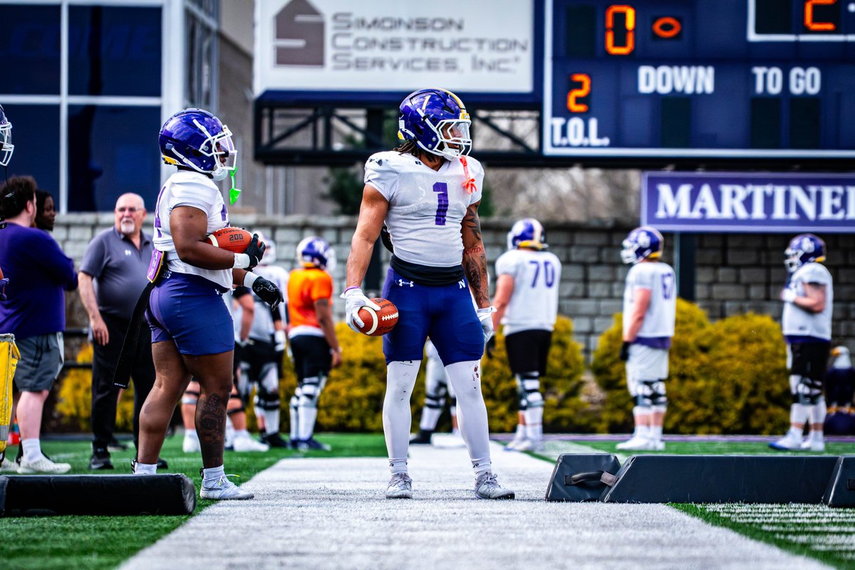 AshlandFB's tweet photo. Take a look at some photos from today's practice!

@AUgridironclub @ashlandeagles_ @D2Football https://t.co/OmePL8BsTI