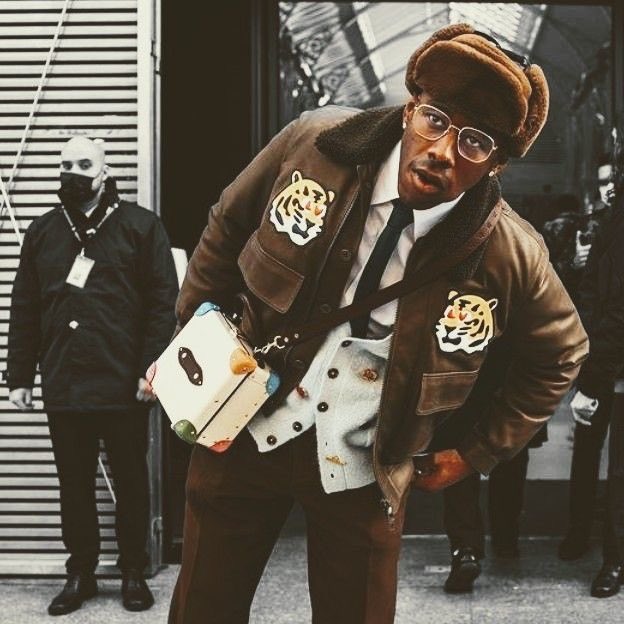 (҂°ロ°) tweet media