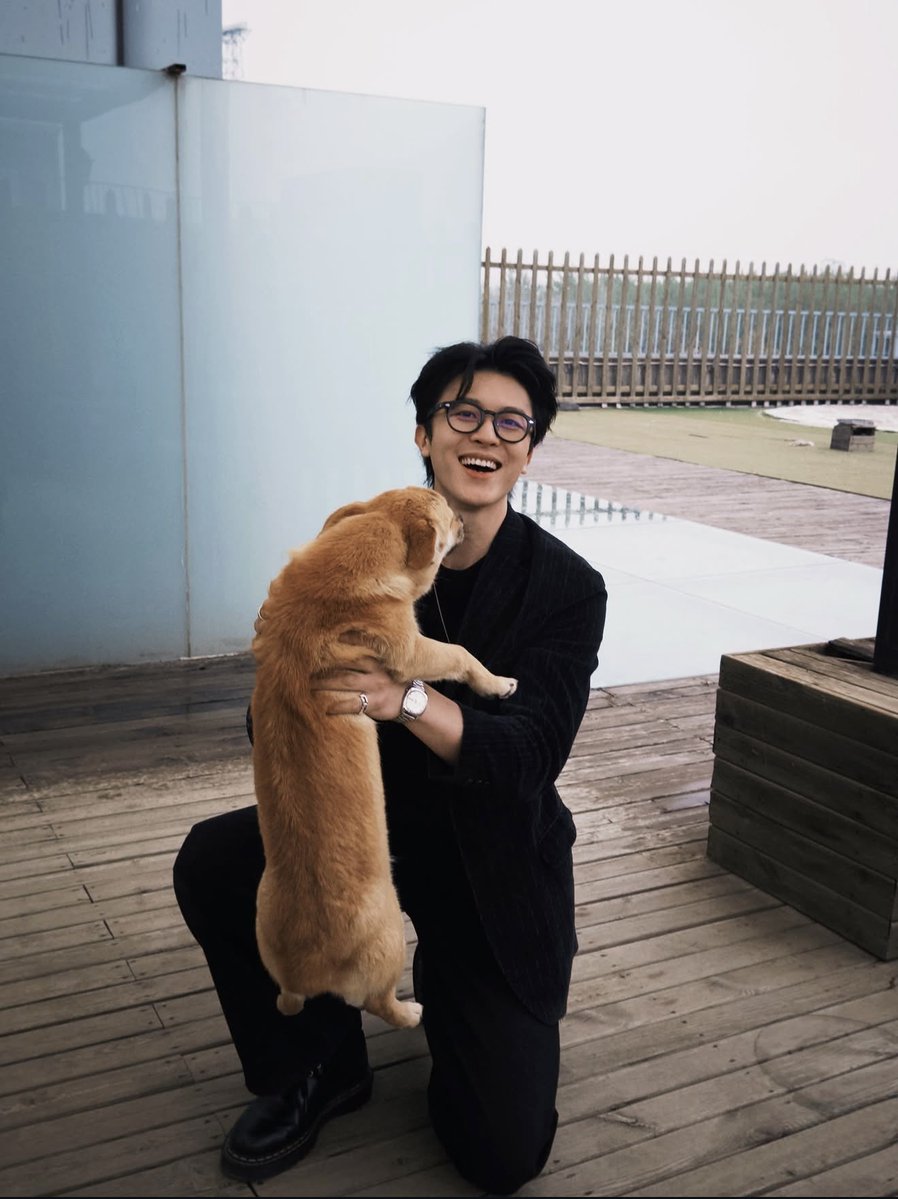 codedlust's tweet image. He’s so adorable

#MatthewHan