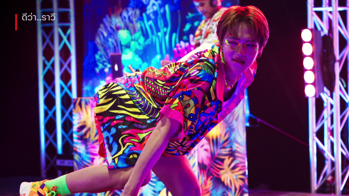 Netflixth tweet media