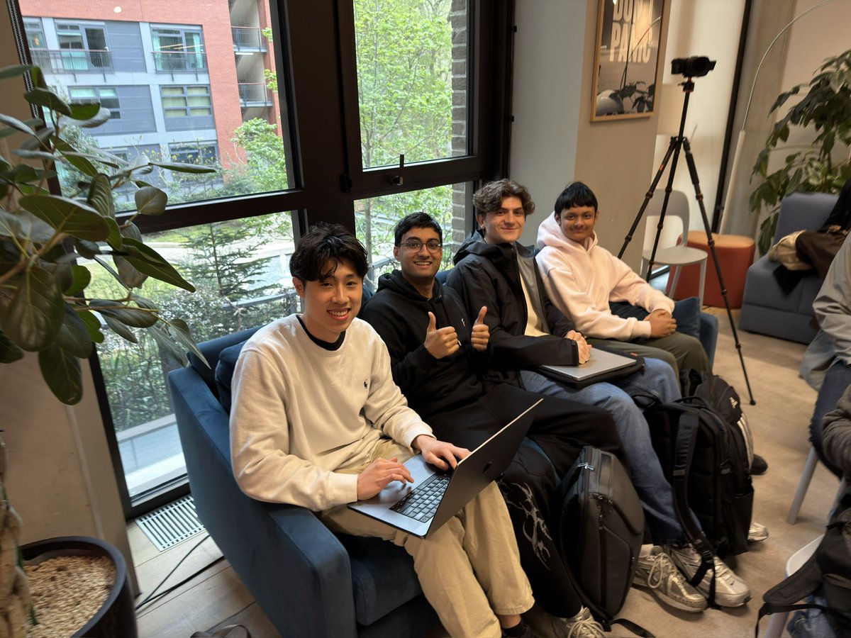 oscarama tweet media