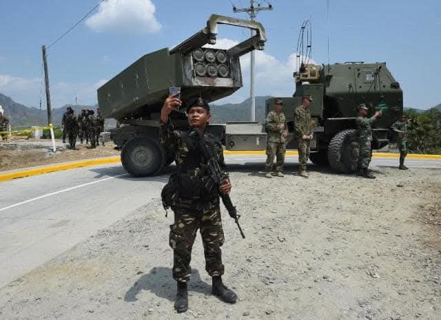 MonteroMax's tweet photo. Looks like, hipefully soon, the carabaos and our war fighters will smell rubber, oil and rocket exhaust fumes from the 🇵🇭M142 HIMARS more often than before.
#AFPIntegratedMLRSAcquisition #PERAAct https://t.co/HUDtcmhHOP