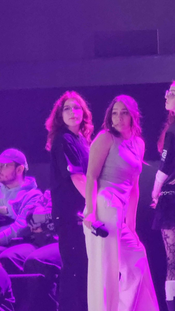 sky ᯓ★ tweet media