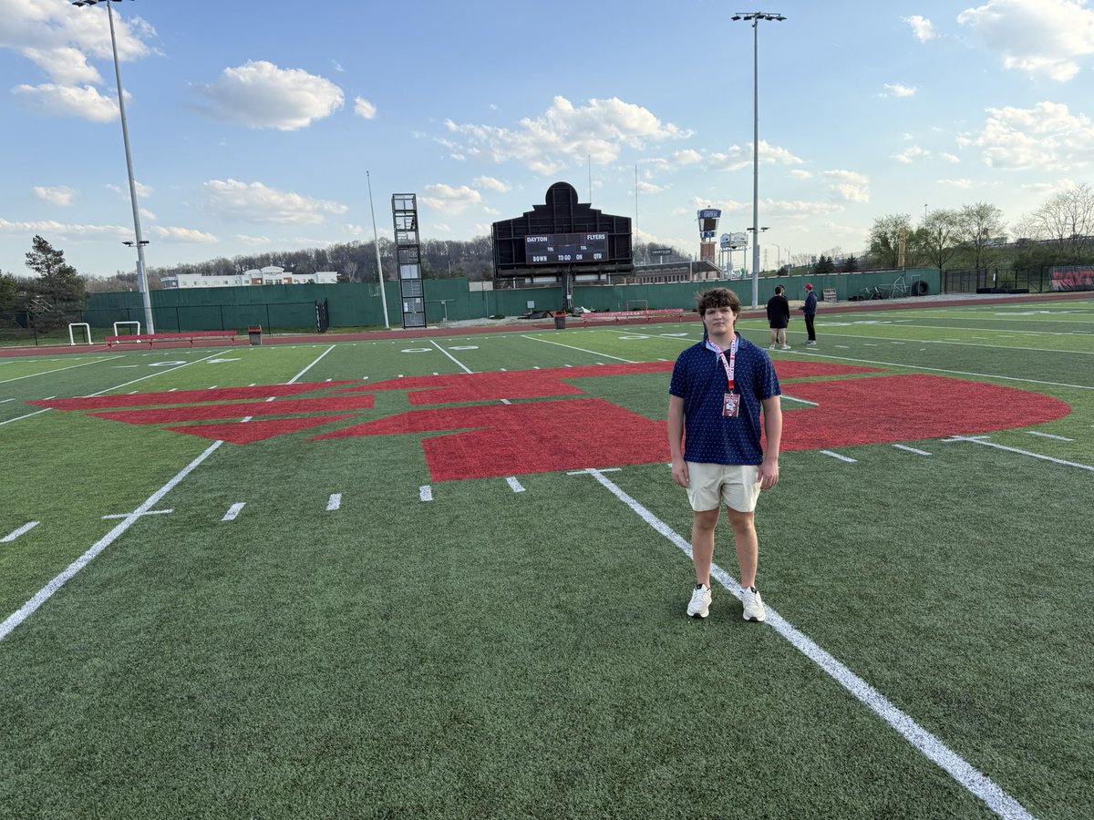 PatrickBolf's tweet photo. Thank you so much @DaytonFootball for the visit! Loved the campus and definitely enjoyed watching the practice! Appreciate meeting the coaches and thank you for your time! #GOFLYERS @CoachWhalen59 @TDAndrews4 @RyanVanSchelven @EDGYTIM @NWHPreps @PrepRedzoneIL @JoeAguilar64 https://t.co/TaHBmmVOyp