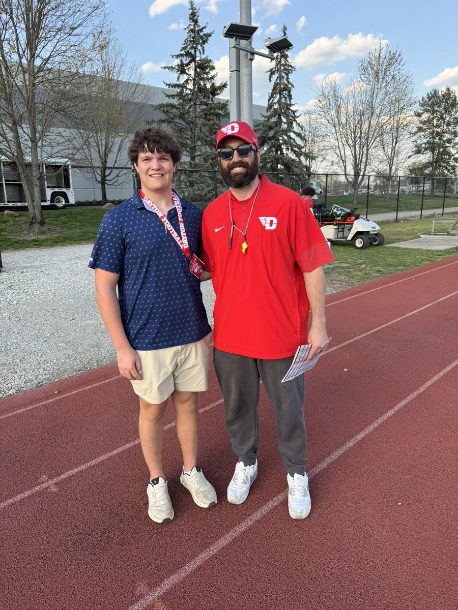 PatrickBolf's tweet photo. Thank you so much @DaytonFootball for the visit! Loved the campus and definitely enjoyed watching the practice! Appreciate meeting the coaches and thank you for your time! #GOFLYERS @CoachWhalen59 @TDAndrews4 @RyanVanSchelven @EDGYTIM @NWHPreps @PrepRedzoneIL @JoeAguilar64 https://t.co/TaHBmmVOyp