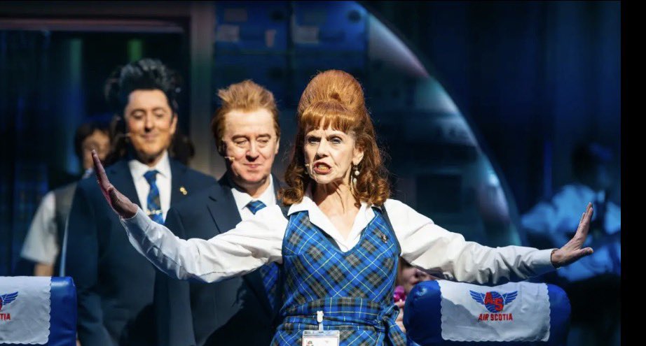 Blossy🌼 tweet media