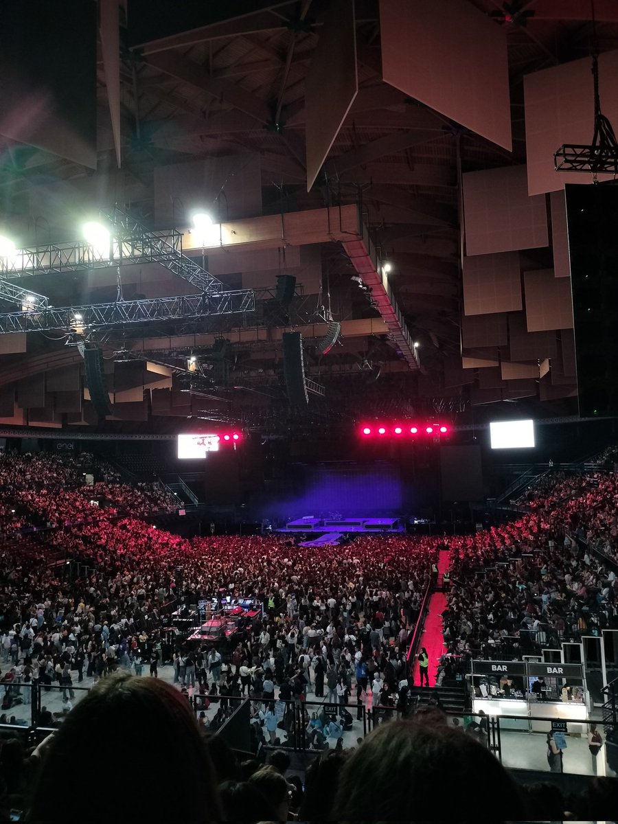 ele ❤️‍🔥 kissco tweet media