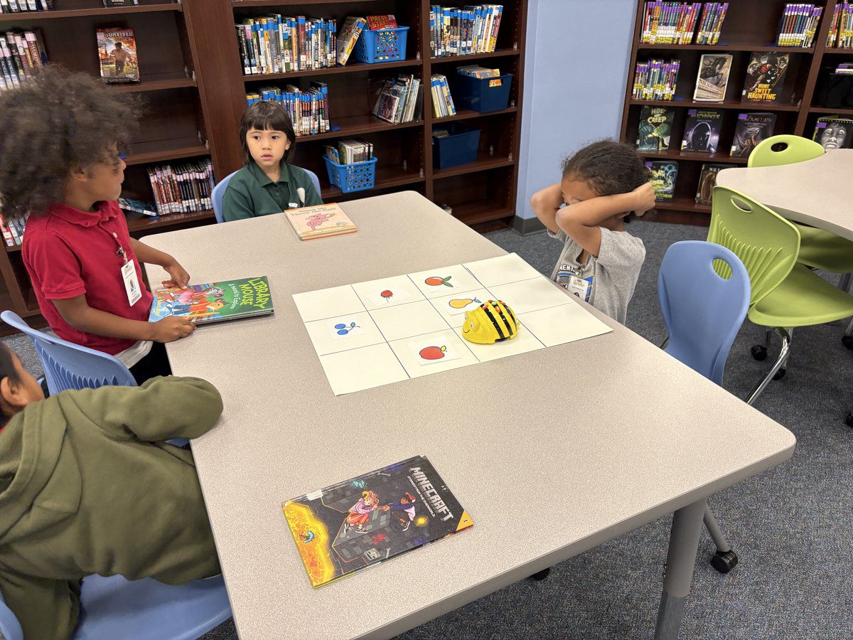 HicksLibrary's tweet photo. Programming the bee-bots to sample some nectar 🐝 #coding @HicksTigers @Alief_Libraries https://t.co/PLc26CtDy6