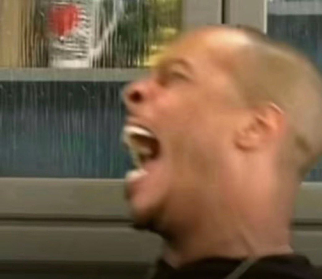 debil twiite 🟥🟦🪽 tweet media