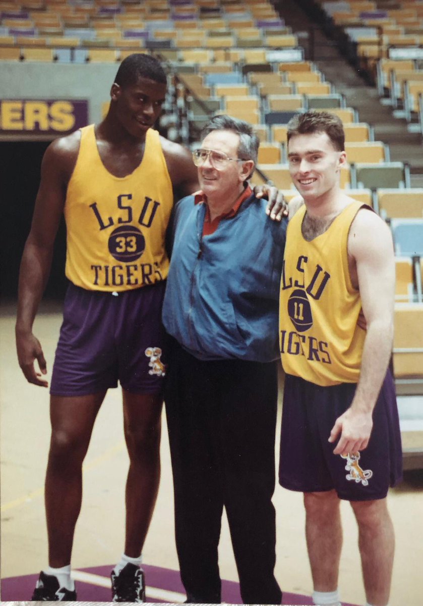 ➡️ ¿QUIÉNES SON?
✅ Di sus nombres sin mirar las respuestas. Muchas gracias.
📷 Archivo de uno de ellos.