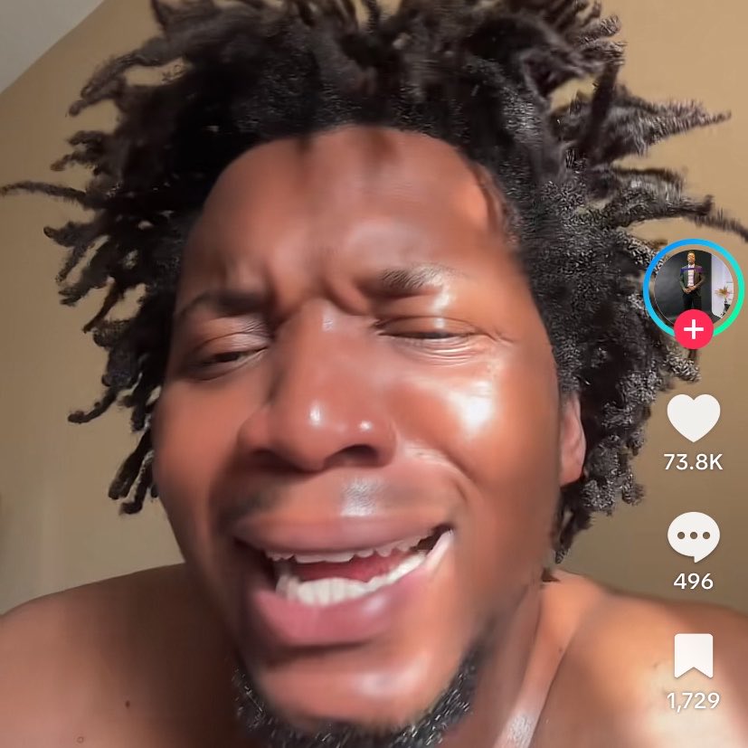 2 wives allowed Mak in and she allowed 1 in…now she’s trembling because the 5th one kanjani? 
If she says evrything was for the past years and all of a sudden there is a lack efuna no5, was there a lack efuna yena no3 ??? #UthandoNesthembu