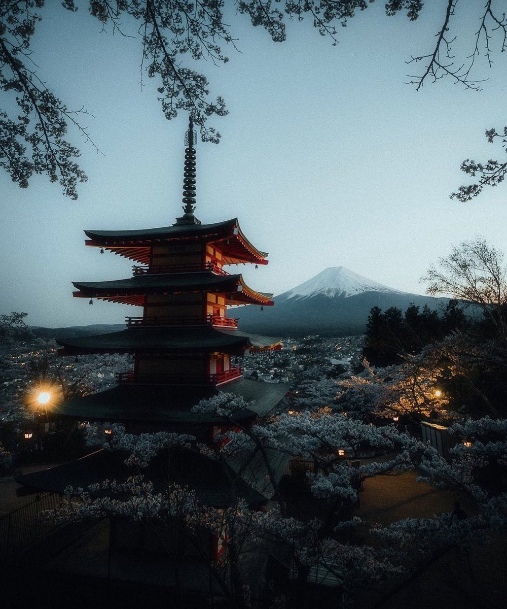 earthcurated's tweet photo. Mt. Fuji views ✨ https://t.co/8tIIyaQ1o6