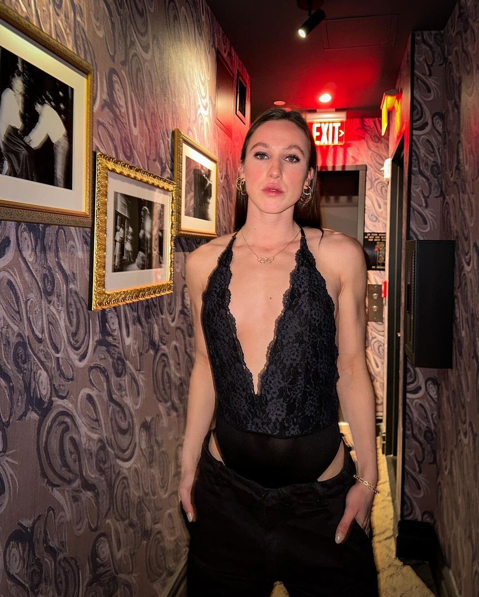 Dutch Celebs tweet media