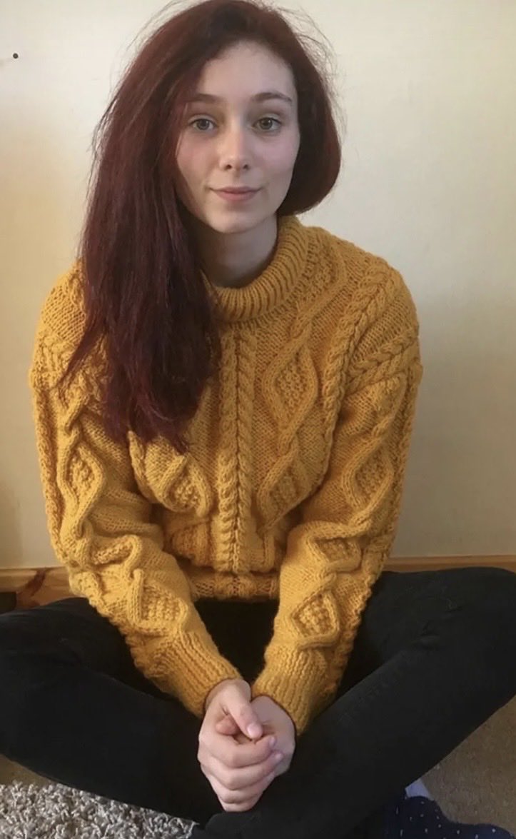 ScotKnitter's tweet image. folksy.com/items/8633829
Yarn arrived this afternoon to knit this custom order cable pattern sweater - customers choice of green. There are other colours available on the colour chart or you can also choose your own colour #MHHSBD #firsttmaster #CraftBizParty