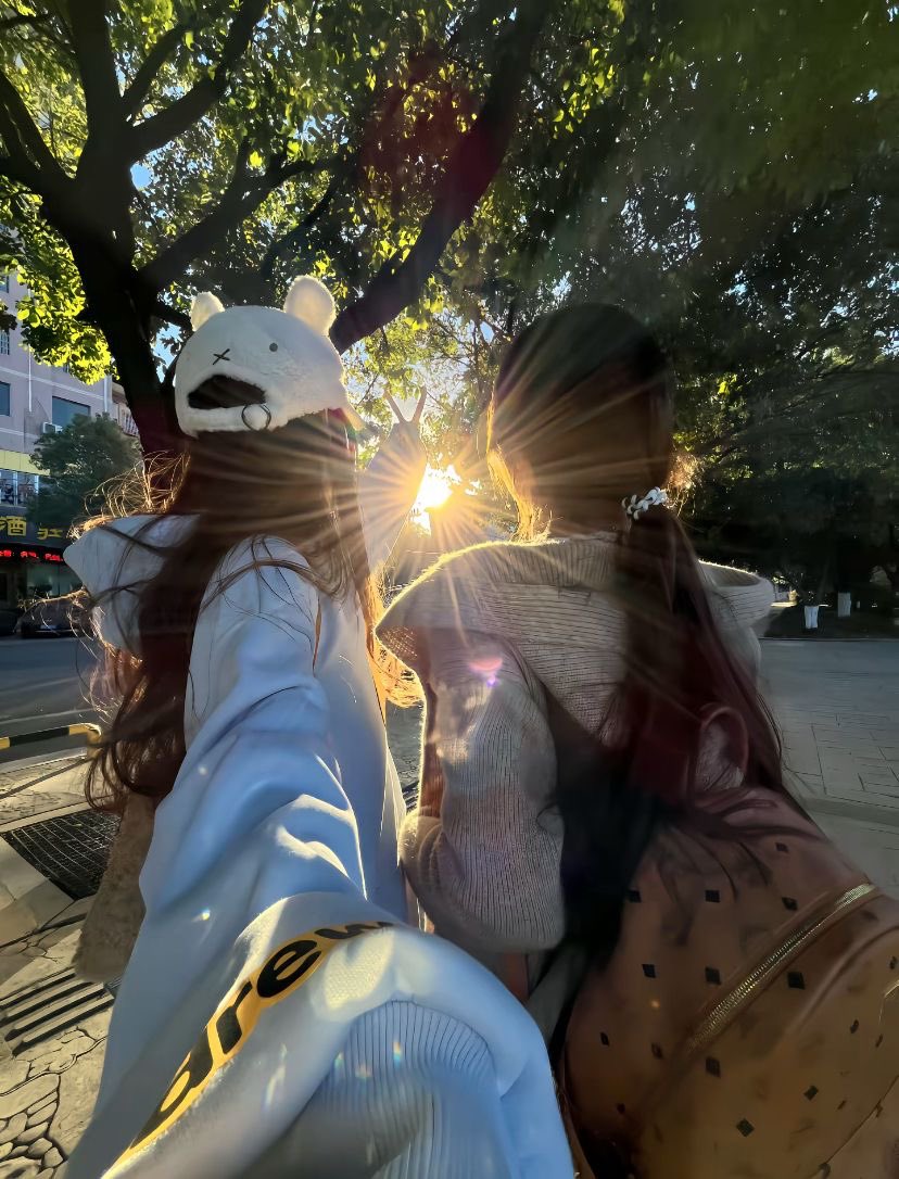 𐂯ྀིྀི tweet media