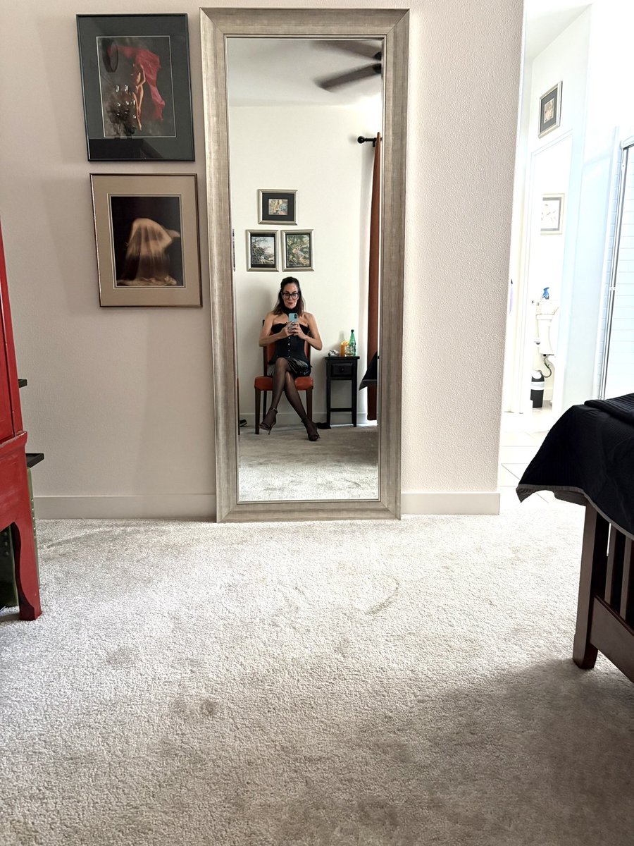 Mistress Gweneth tweet media