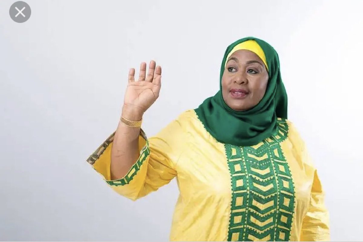 CinemasAnalytic's tweet photo. Wasukuma Hashtag wanamtetea Mama yao wa Kambo kwamba Aliteleza kwa bahati mbaya hivo hatupasi kulifanya hilo suala kuwa ajenda

Ukweli ni kwamba Ndio aliteleza Mara ya kwanza na akajua kuwa kateleza akarekebisha kutoka Euro 6000 na 8000
Mpaka Euro 600 na 800

Hii inamaanisha Hana ufahamu wala Uelewa wowote kwenye Jambo analoliongelea yana anaropoka tu tena kwa ujasiri 

Tukiwaambia Mama enu wa Kambo ni kilaza Muwe mnaelewa , huwezi kusoma Elimu Ya uchumi wa Pakistani uje uaply kwenye uchumi wa Tanzania

Hilo ni suala dogo sana mtu kama yeye kutokuwa na uelewa nalo.

Repost 560