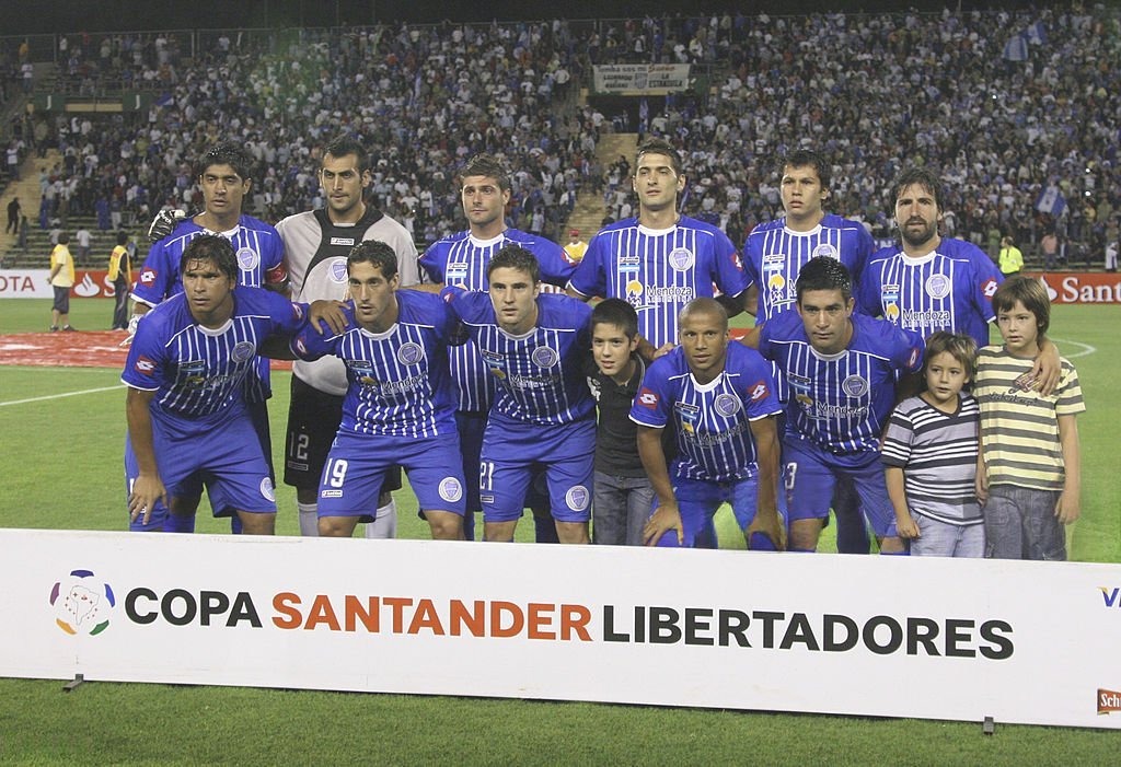 FutbolRetroAr's tweet photo. Godoy Cruz, Libertadores 2011. https://t.co/SfDFzUy6ti