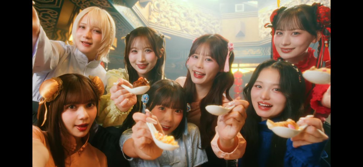 汚いカーテン tweet media