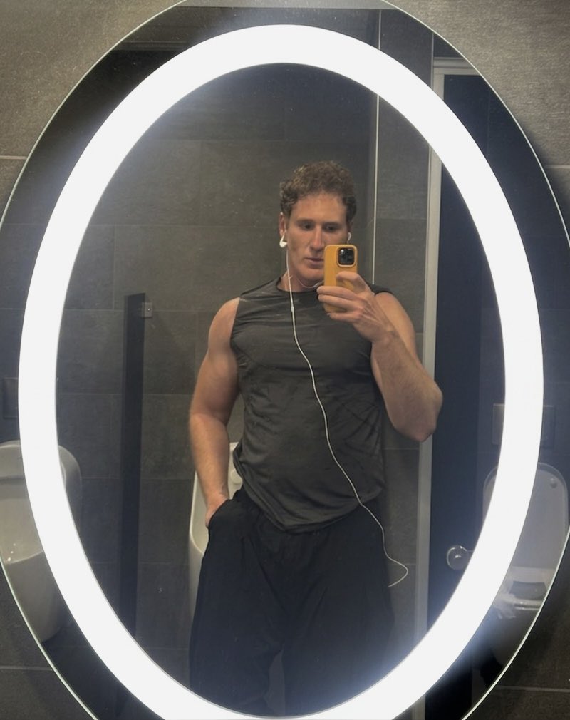 Pau 🌞🏺 tweet media