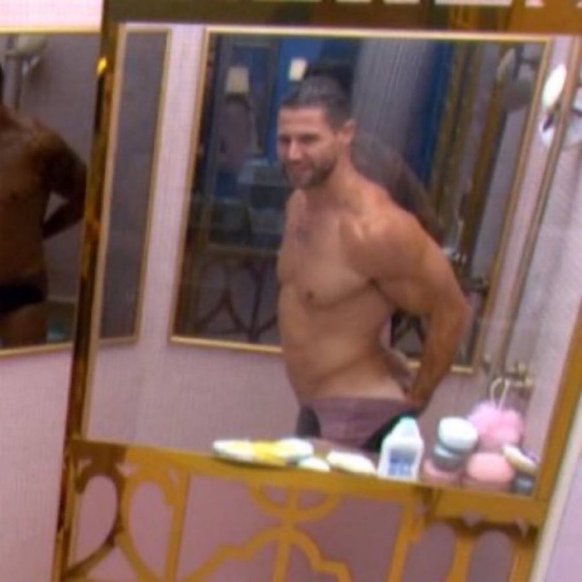 𝙳𝚛𝚊𝚐𝚊̃𝚘 (𝙰𝚔𝚒𝚛𝚊) tweet media