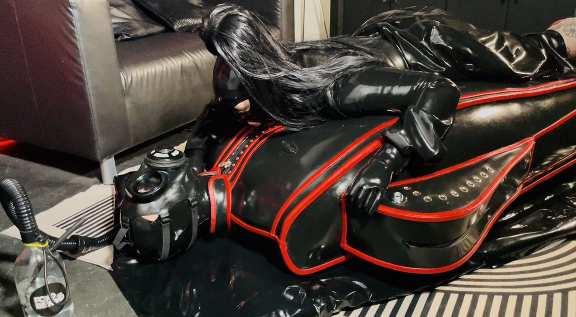 Princess Latex Rubber Doll tweet media