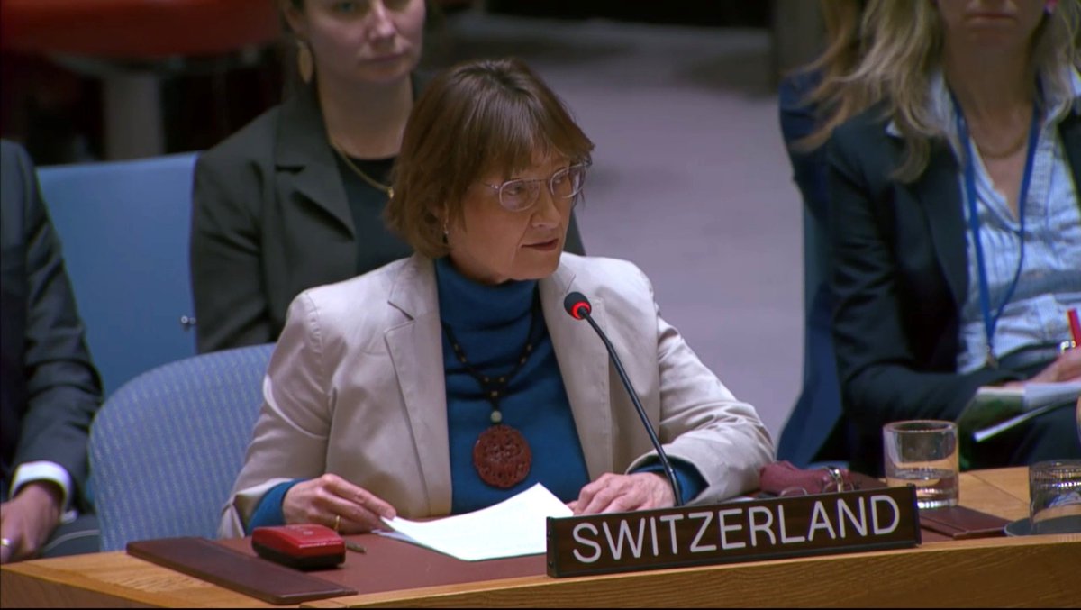 swiss_un's tweet image. Humanitarian &amp;amp; @UN personnel face unprecedented dangers, yet continue their vital work with courage.
As penholder of UNSC #Res2730,🇨🇭urged the Council to better ensure States uphold int'l law &amp;amp; accountability to #ProtectTheProtectors. #WarHasLimits &amp;amp; aid workers are #NotATarget.