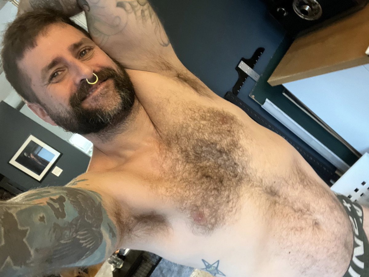 Jon Shield 😈 tweet media