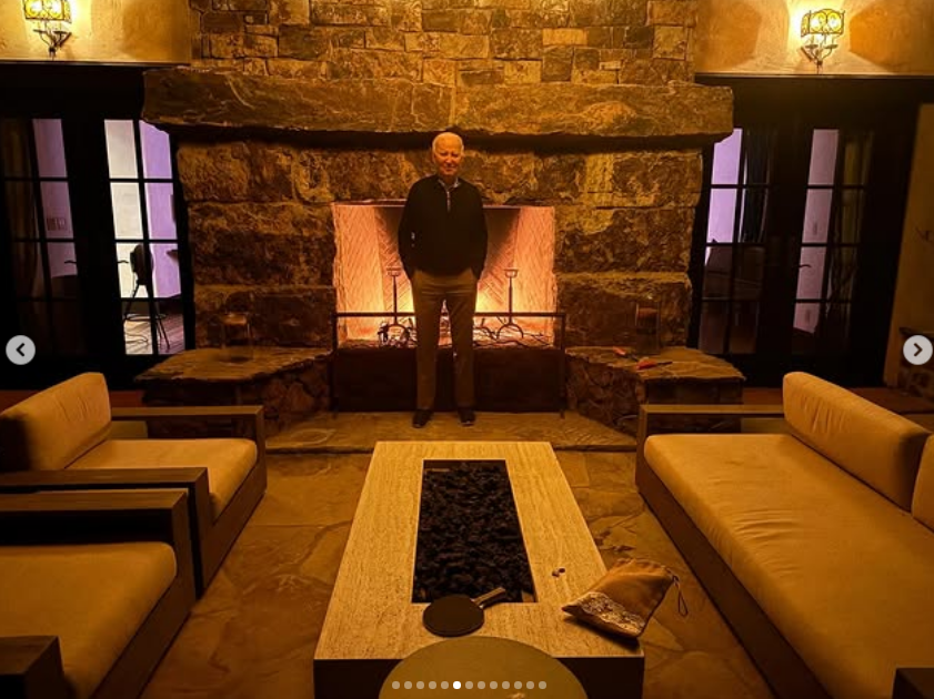 BidenActivities's tweet image. New photos of President Biden taken during Holy Week (possibly Holy Saturday) have emerged.

(Source of the photo no. 1: Ashley Biden/IG, source of the photo no. 2: Naomi Biden/IG)