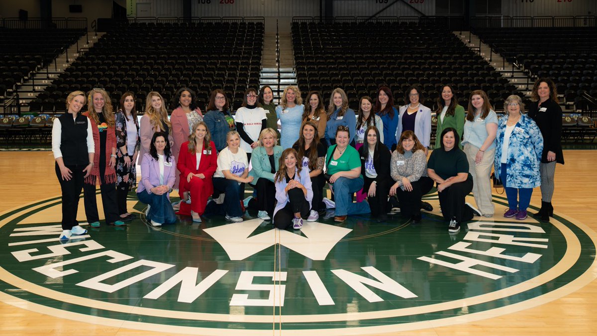 BellonSuzi's tweet photo. Proud to see @BMO_US partner with the @WisconsinHerd and We EmpowHER to host HER Day &amp; Night in celebration of Women’s History Month. 

Together, they celebrated the incredible impact women make in communities today and tomorrow. 

#ProudToWorkAtBMO https://t.co/J9Gvpn5yTA