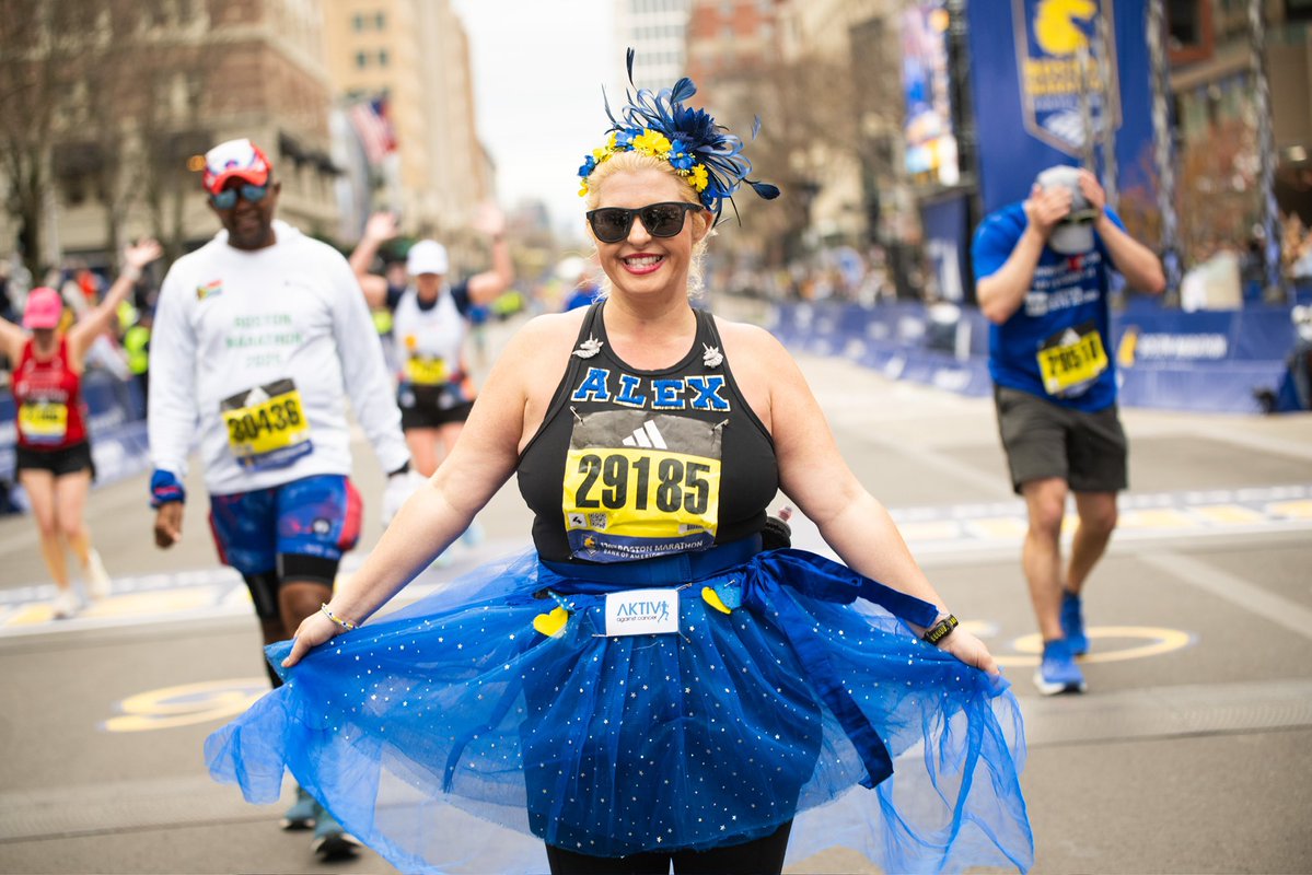 bostonmarathon's tweet image. ICYMI: It’s #NationalUnicornDay… and yes, they’re real!🦄✨

Spotted on course at the 129th #BostonMarathon presented by @BankofAmerica, these unicorns didn’t just show up… they made Boylston their runway!🔥💙💛

#Boston130 #MeetTheMoment