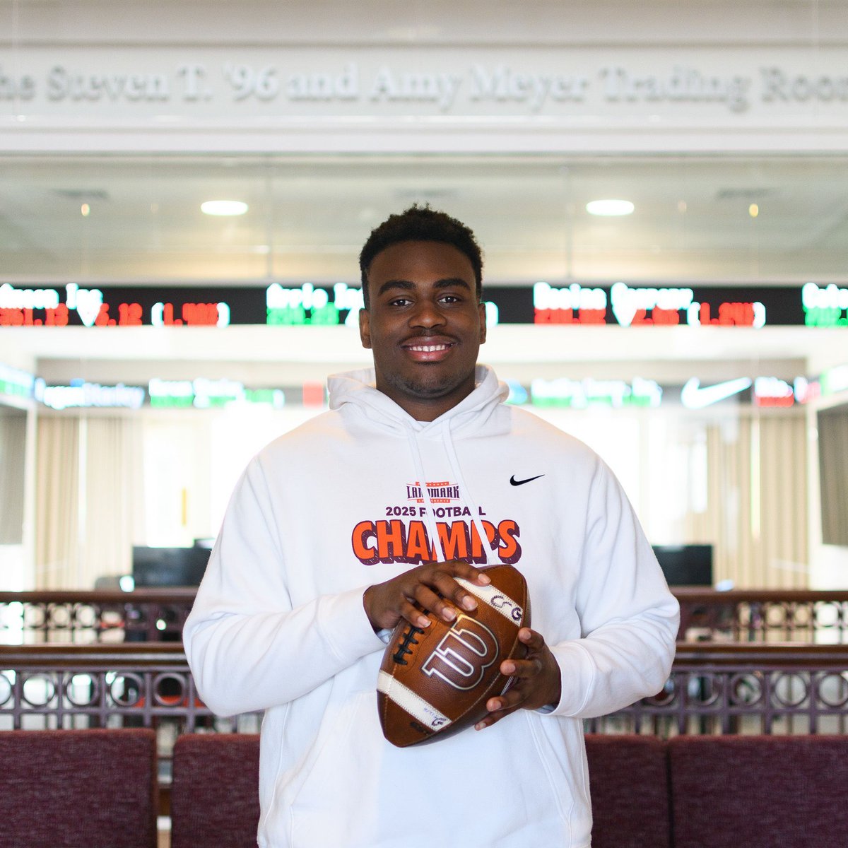 SusquehannaU's tweet photo. Brian Layton Jr. '26 came to Susquehanna to pursue management and play football 🏈

The Future Business Leaders of America parliamentarian also earned two All-Landmark Conference First Team honors and captained the 2025 River Hawks football team.

🔗 https://t.co/Lpvb9ezFSf https://t.co/PPFnuAsi6q