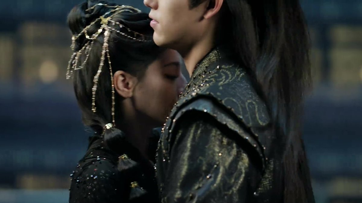 GusuCloud's tweet photo. This moment lasted for less thhan one second but this screencap is giving me FEELS 🫠

#LoveBeyondTheGrave https://t.co/DZs1x1J6VI