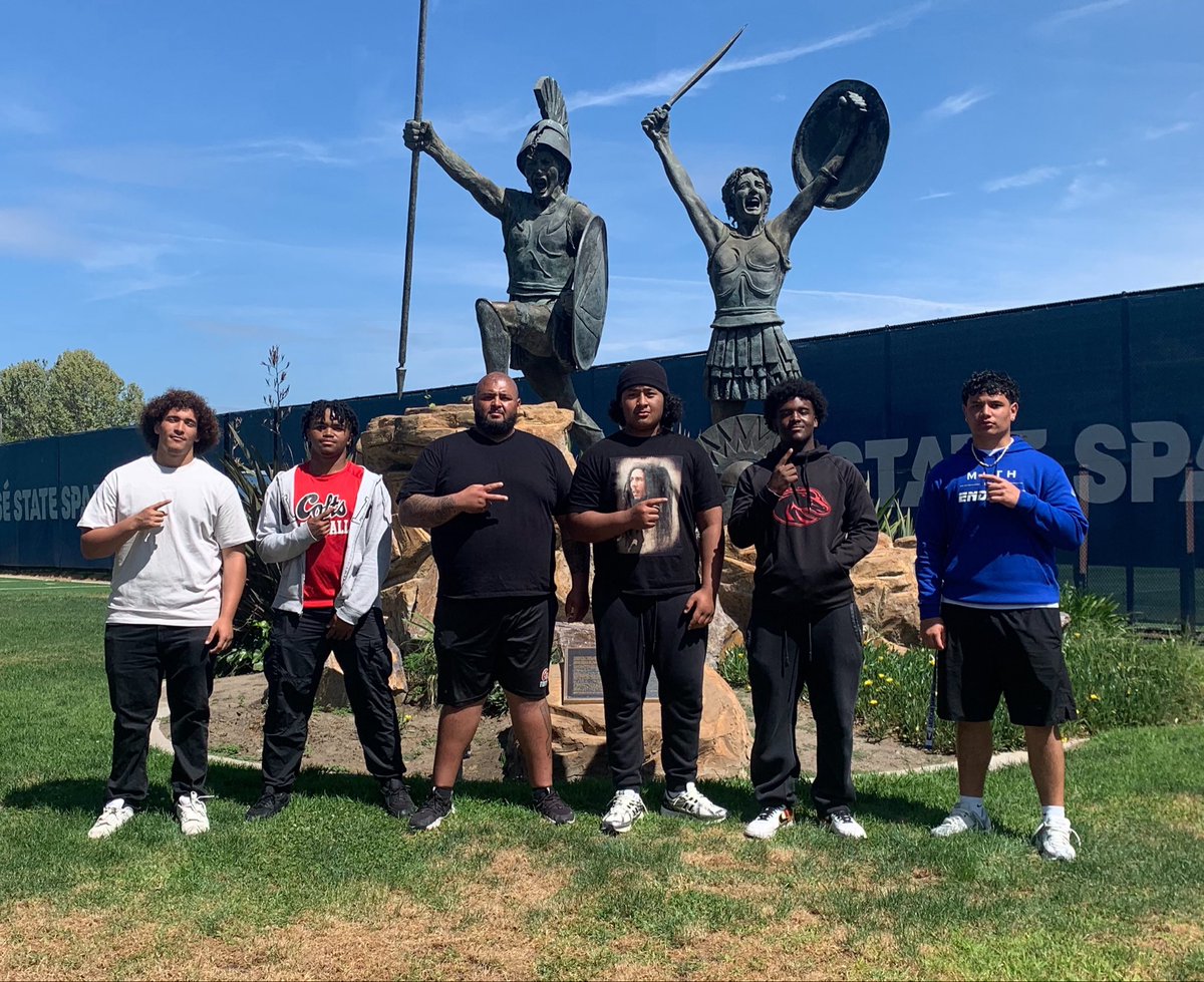 logancoltsfb's tweet photo. Thank you @SanJoseStateFB for hosting!

#LoganPride #Family #RecruitTheShoe https://t.co/31LHxd5K0X