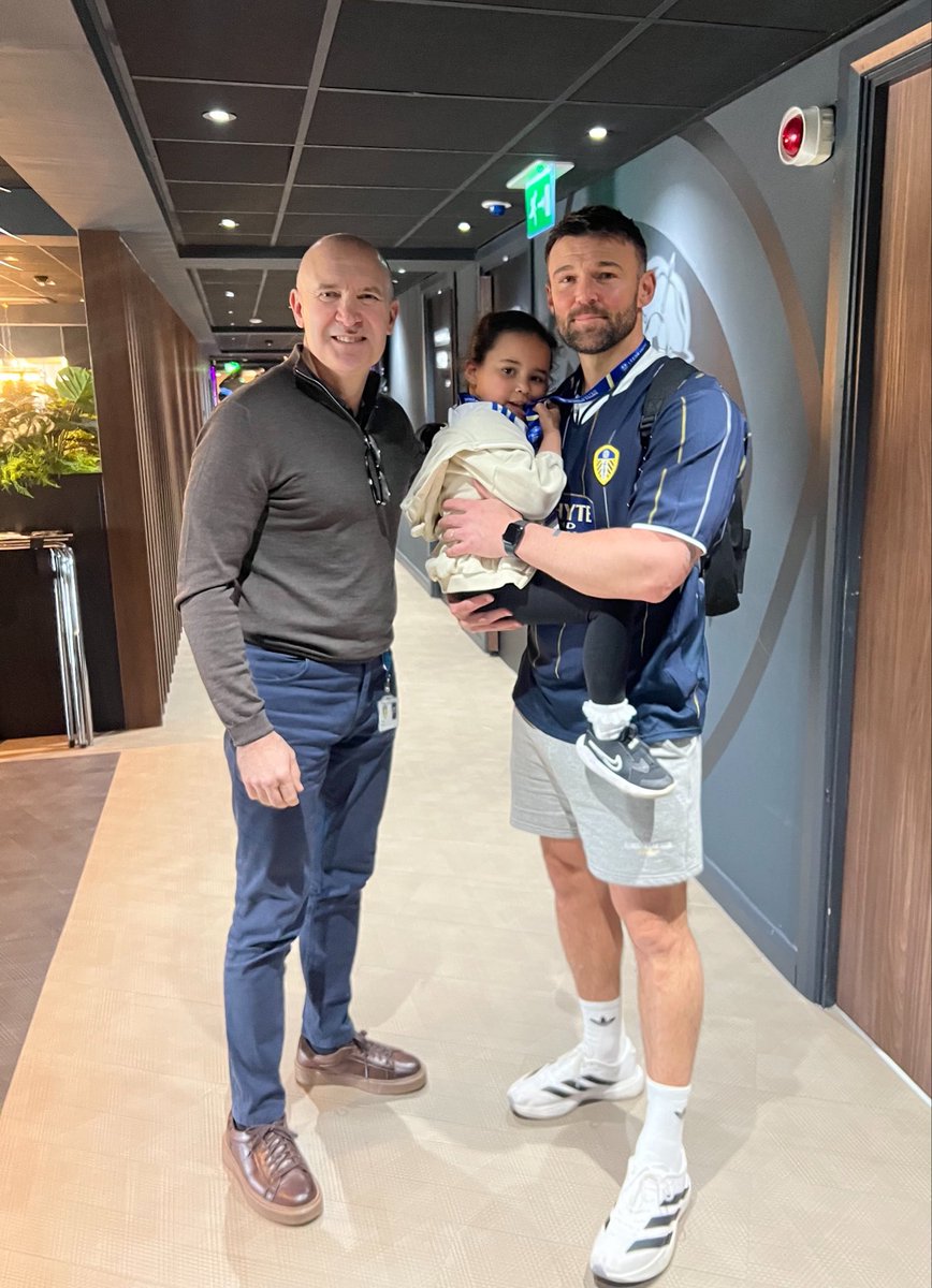 Nath Wroe tweet media