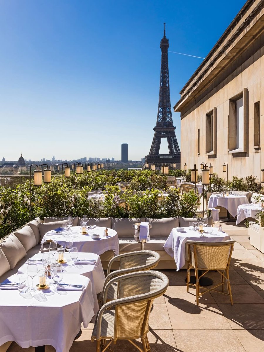 TheeVibeGuide's tweet photo. The view from Girafe Paris is just unreal. ๐ผ๐ฅ
Dinner with the Iron Lady in the heart of Paris. Would you choose this spot for a special night? โจ๐ซ๐ท
๐ Girafe Restaurant, Paris.
#Paris #TheVibeGuide https://t.co/eHvhGbtBMV