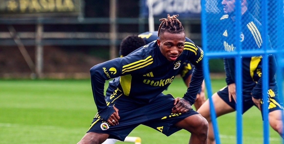 CaNaRY's HuNTeR tweet media