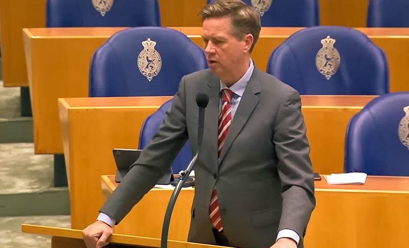 JanWBakkerNL's tweet image. Bosma vraagt zich herhaaldelijk af waarom de Nederlandse cultuur kapot moet van links. Eerst Zwarte Piet, vervolgens onze geschiedenis (Gouden Eeuw) en nu moet ons mooie volkslied (Wilhelmus) eraan geloven. Wel veel positieve aandacht voor ramadan in de media
#pro #vandaaginside