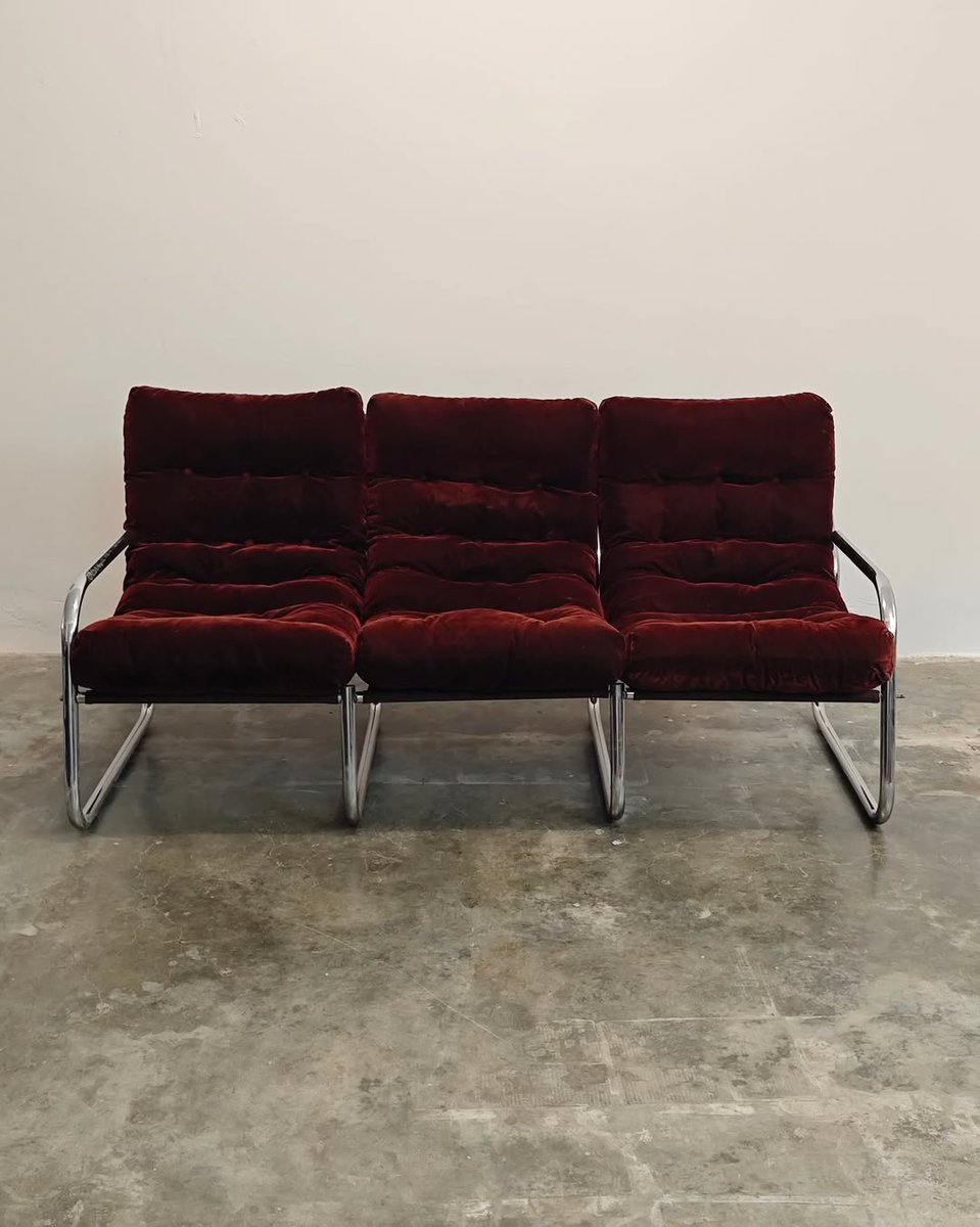 interiorsuckerr's tweet image. 70's sling sofa in burgundy velvet