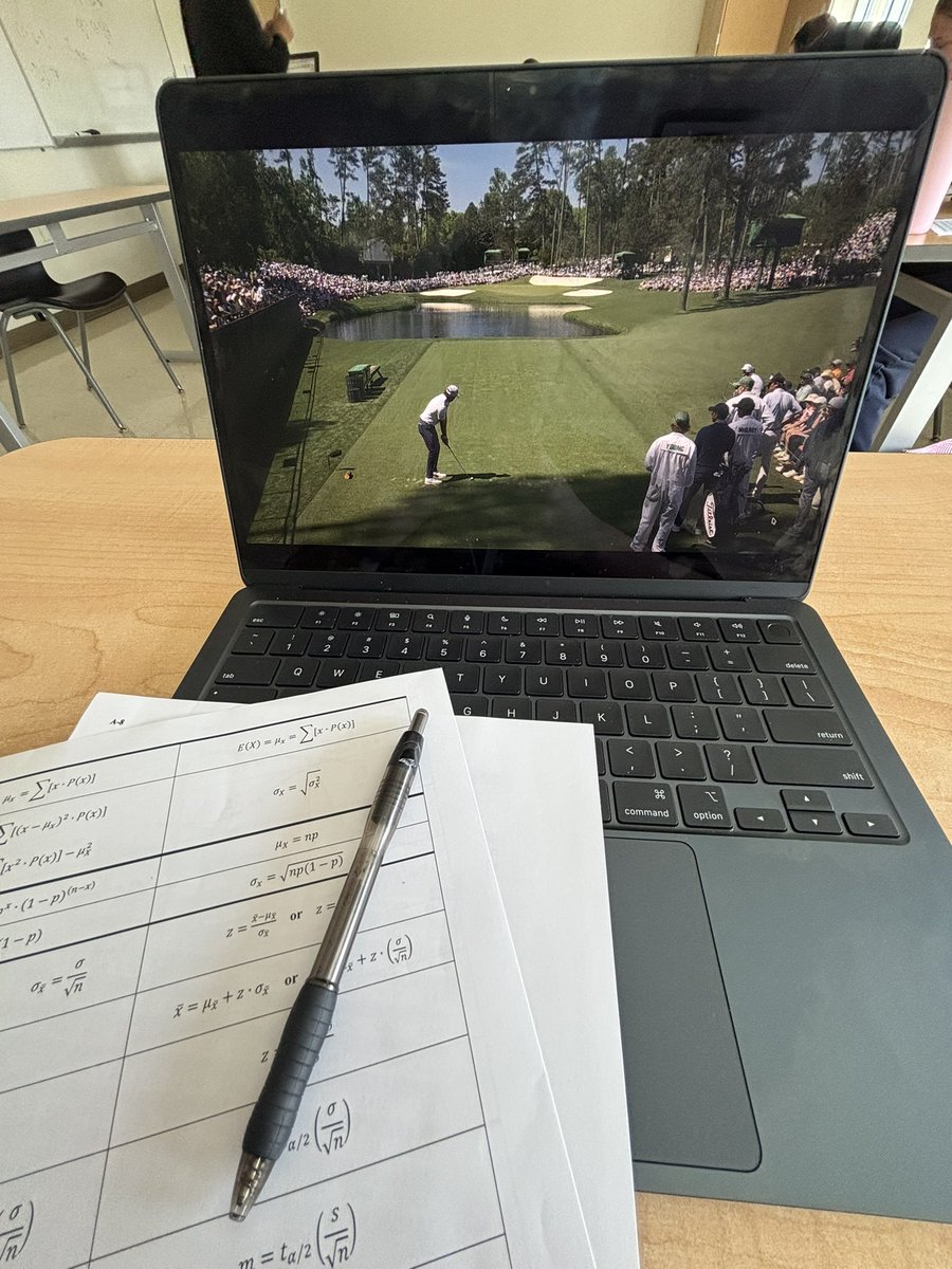 swampsanders's tweet photo. “Schooling” pretty hard today. https://t.co/czR9RCV2m4