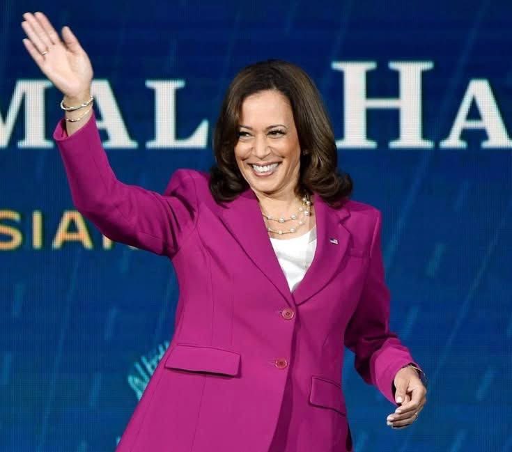 AuthorJoeNBrown's tweet image. I voted for Obama, Biden, and Harris !!!! Can’t wait to vote for #KamalaHarris 🙋🏽‍♀️ in the next election 🗳️ so she can turn this mess around.