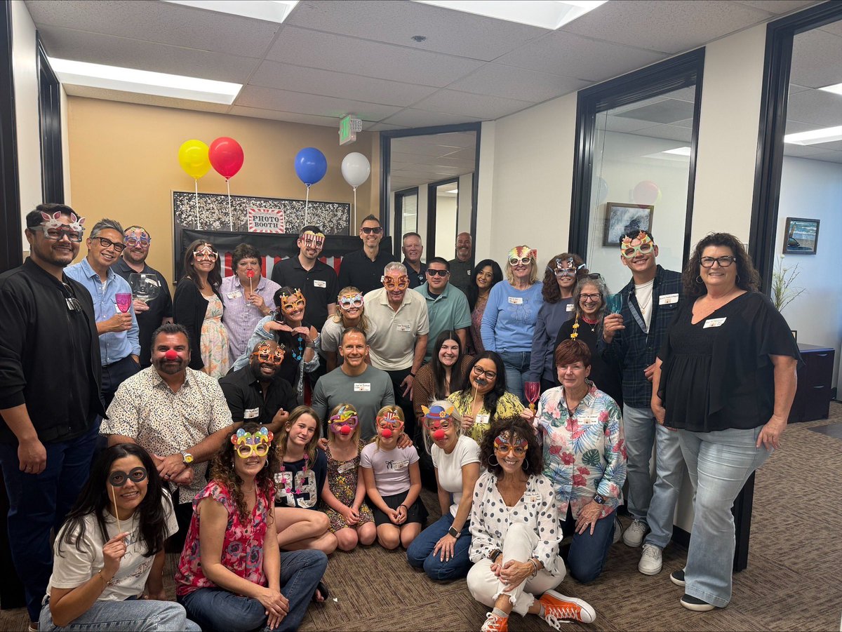 Horizon_Sales's tweet photo. 🌸 Spring is in full swing, and so is the fun at Horizon! 🌸
We’re excited to celebrate the season with our Spring Fling—a time to connect, recharge, and enjoy the moments that bring us together. From laughter and games to great company, this annual event held at our SoCal corporate office is all about what makes Horizon special.
At the heart of it all are our core values: ✨ Fun – because great work deserves great moments 🤝 Teamwork – stronger together, always 💙 Loyalty – building lasting connections 🛡 Integrity – doing the right thing, every time 🎯 Accountability – showing up and owning it
Here’s to a season of growth, positivity, and celebrating the incredible team that makes it all possible. 🌷
#horizonsalesbrokerage #SpringFling #TeamCulture #WorkplaceValues