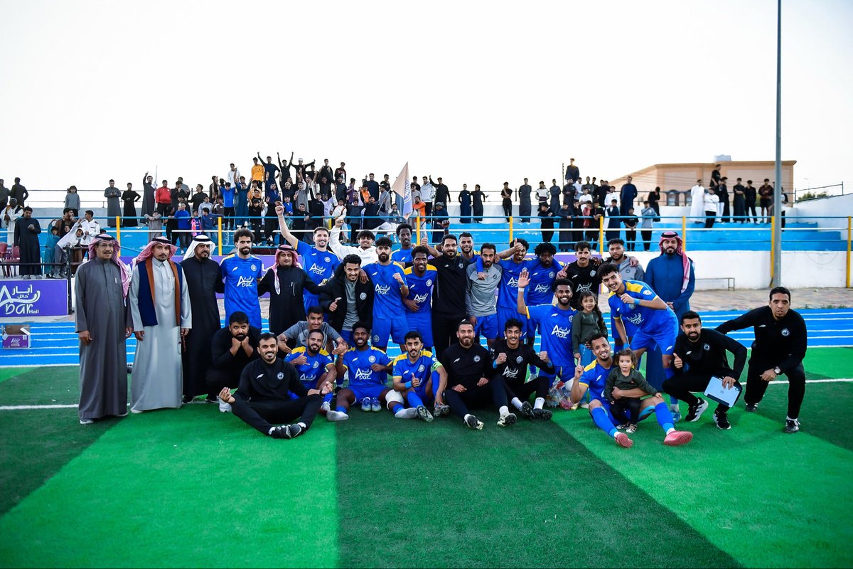 malotaibi359's tweet photo. الحمدلله كثيراً
شكراً لكم ياأبطال جميعاً اداره ولاعبين وجهاز فني واداري واداره تنفيذيه وماليه بدون استثناء قدمتوا كل شيء لكن الله يريد بنا خير بإذن الله 
محبينا شكراً لكم ونعتذر منكم ونعدكم بإذن الله أن العمل على الصعود سيستمر وهذا ما نأمل به من جميع من يعمل او سيعمل بهذا النادي https://t.co/B8j230QYPk