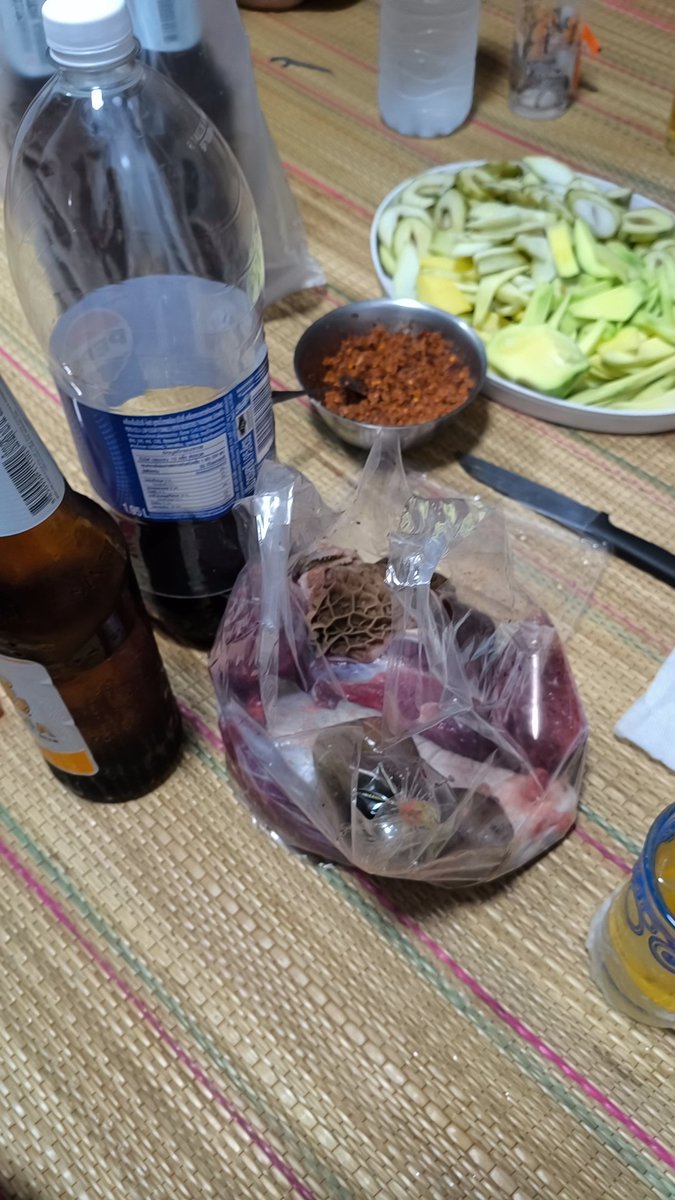 หญิงแต้วเองคร้า tweet media