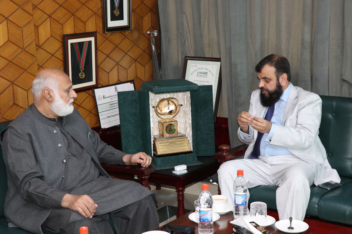 CentreCemb's tweet photo. Prof. Dr. Niaz Ahmad Akhtar, Chairman Higher Education Commission Pakistan, visited CEMB, University of the Punjab (Apr 9, 2026). Welcomed by Prof. Dr. Moazur Rahman, he toured key labs, interacted with researchers, and appreciated CEMB’s ongoing projects and product development. https://t.co/AnxsGeAirh