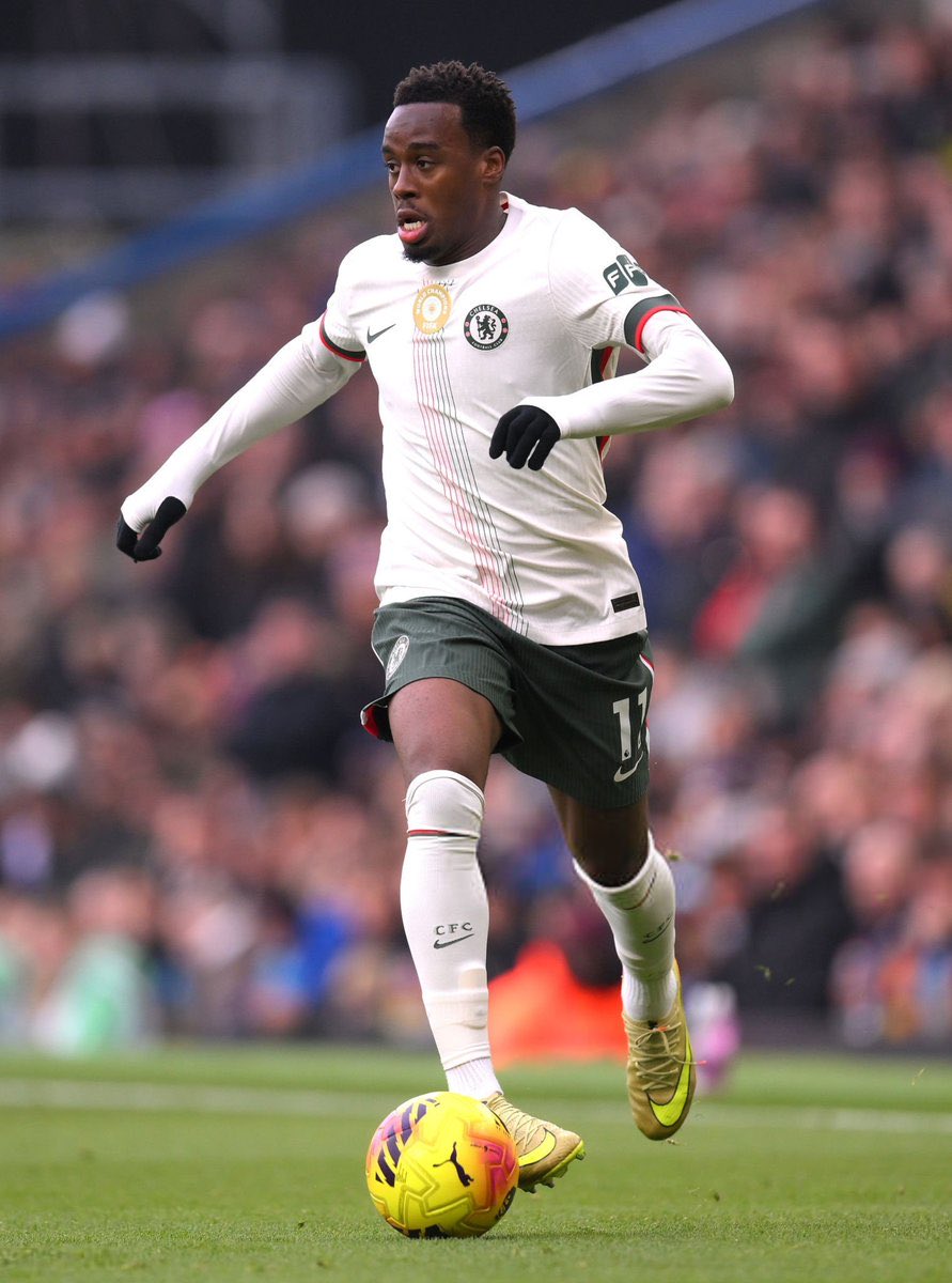 Just Chelsea tweet media