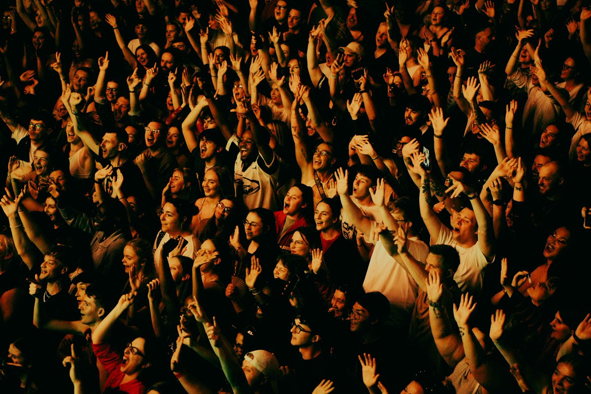 Leigh-Anne tweet media