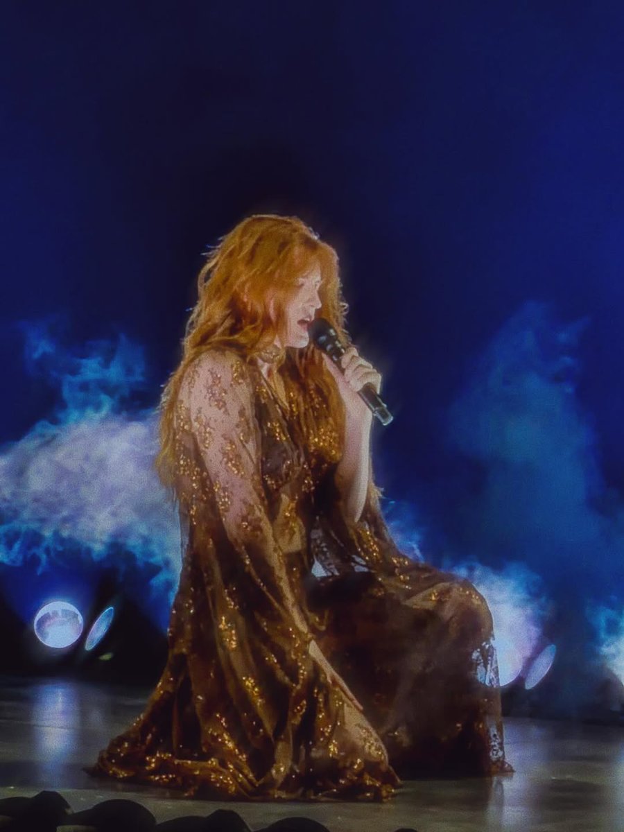 florence welch archive tweet media