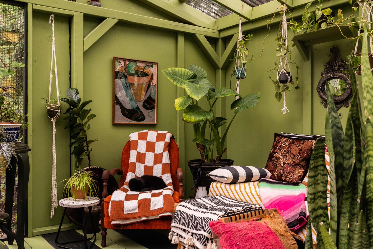 DustinMPeyser's tweet image. The Easiest Way to Make Your Outdoor Space Look Instantly Styled dlvr.it/TRyHCz 👉 Reveal Your ROI bit.ly/MyHomeAI 👈 #OutdoorDecor #HomeDesign #DIYProjects #GardenInspiration #OutdoorLiving